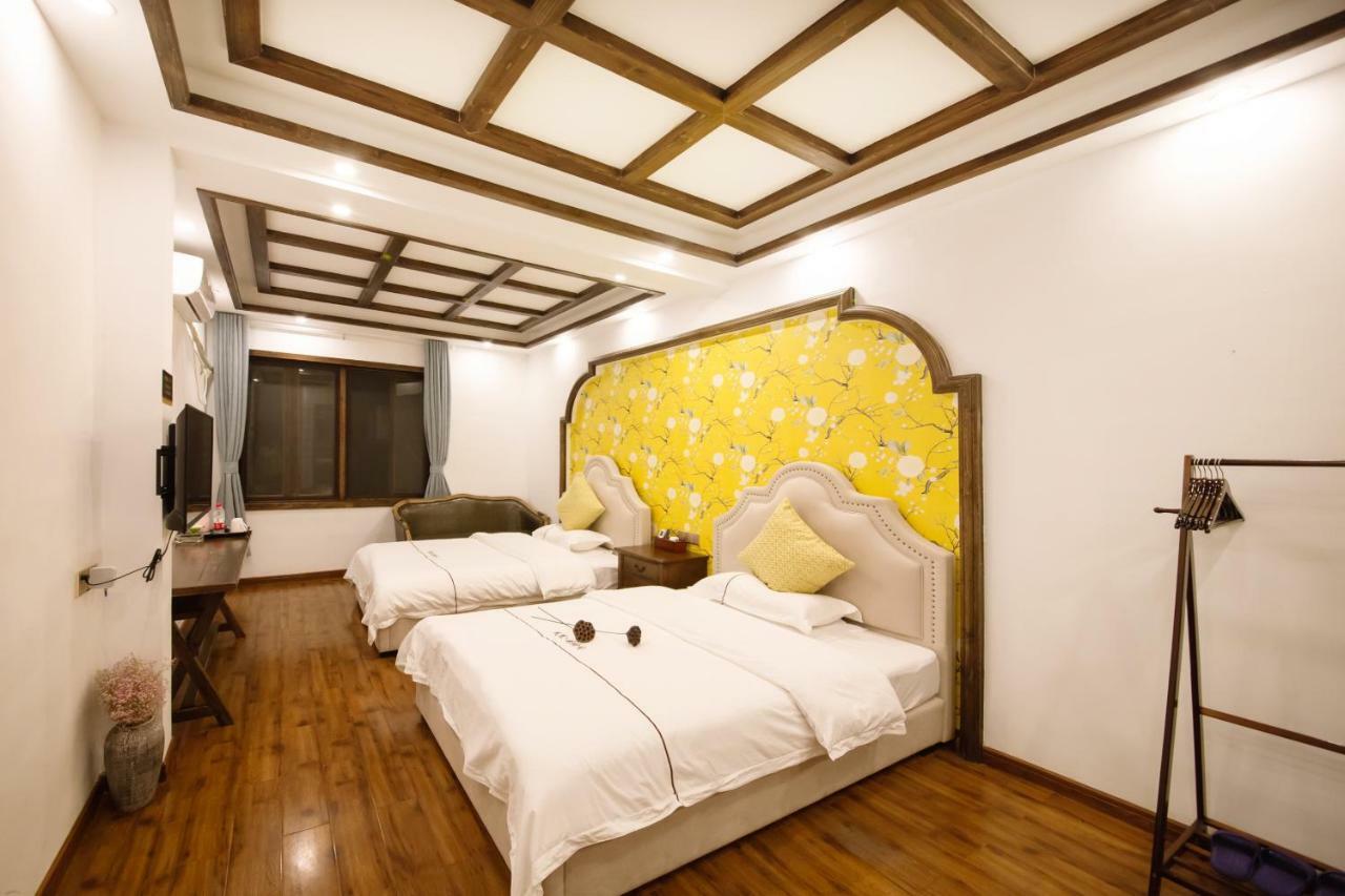 Fenghuang Slowly Time Inn Exterior photo