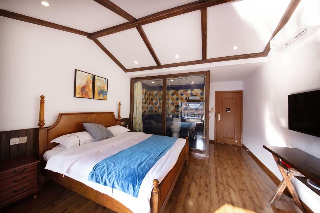 Fenghuang Slowly Time Inn Exterior photo