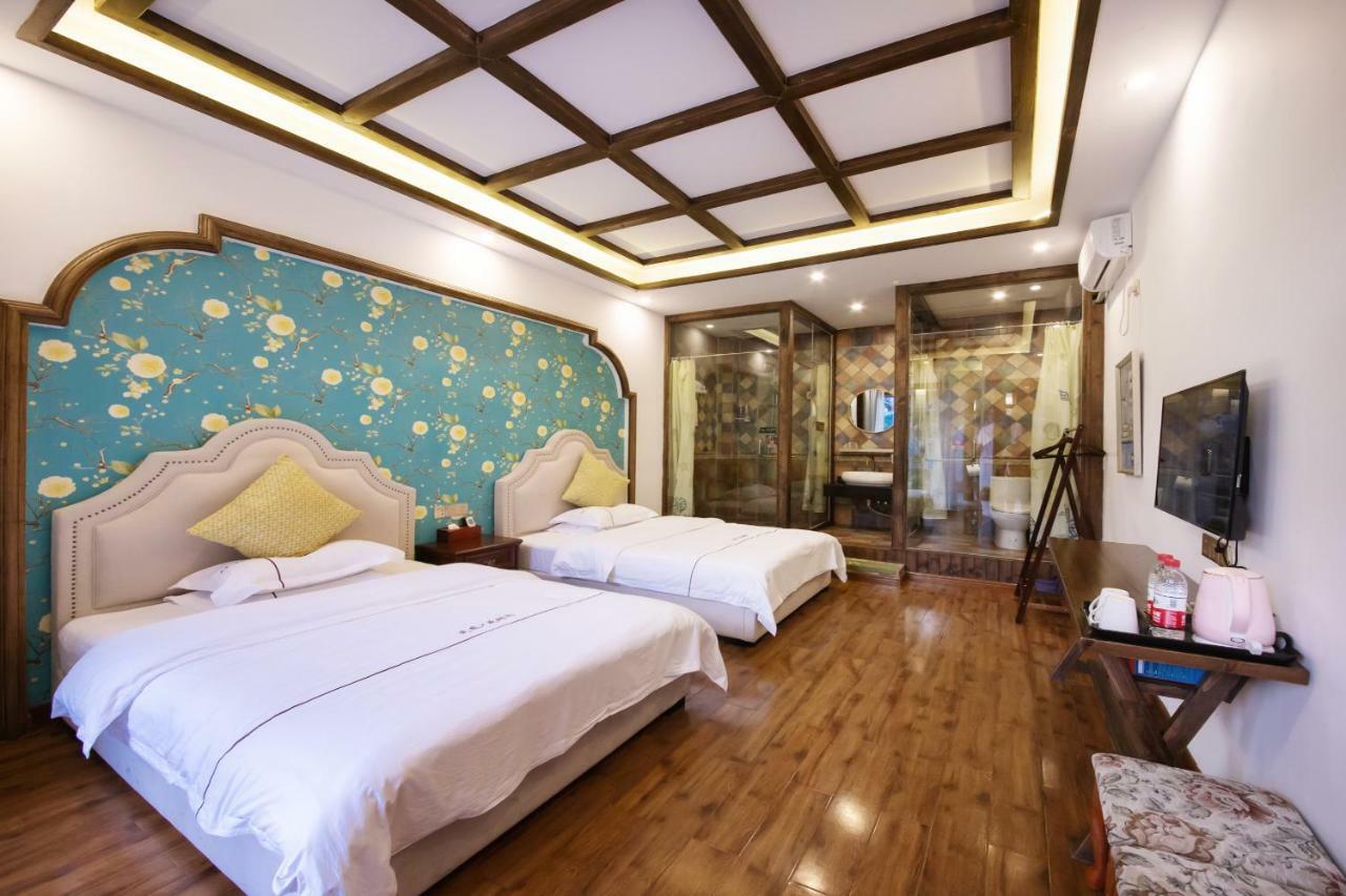 Fenghuang Slowly Time Inn Exterior photo